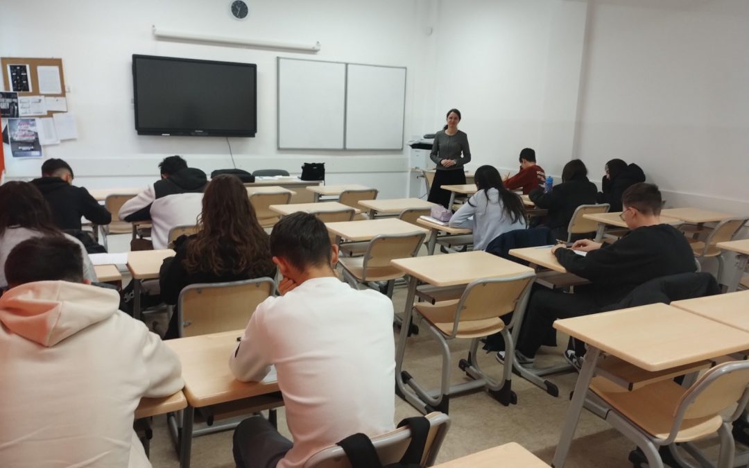 ELEVII DIN JUDEȚUL ALBA, PREGĂTIȚI GRATUIT PENTRU EVALUAREA NAȚIONALĂ ȘI BACALAUREAT